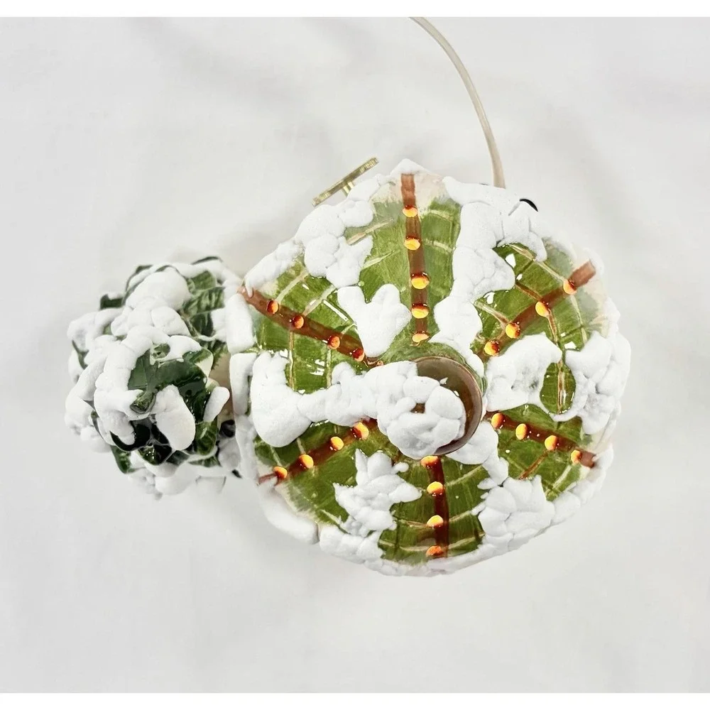 1978 Walter Brockmann Signed Lighted Ceramic Christmas House Music Box Skaters‎